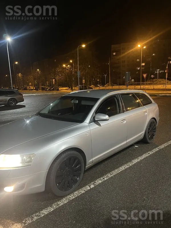 Audi Pārdodu automašīnu. Mašīna nav sliktā stāvoklī vis