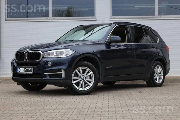 BMW X5 Xdrive 3.5i, harmankardon, headup, panorāmas lūka, stūres apsilde, ke