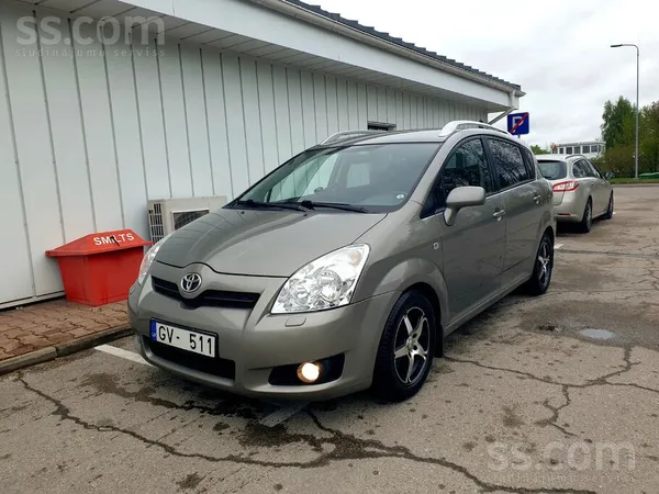 Toyota Toyota Corolla Verso 1.8 Benzīns. Automātiskā ātru