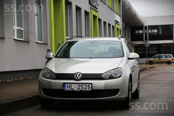 1.4B/90Kw, mehānika.
-borta dators,
-lietus sensors,
-kruīza kontrol