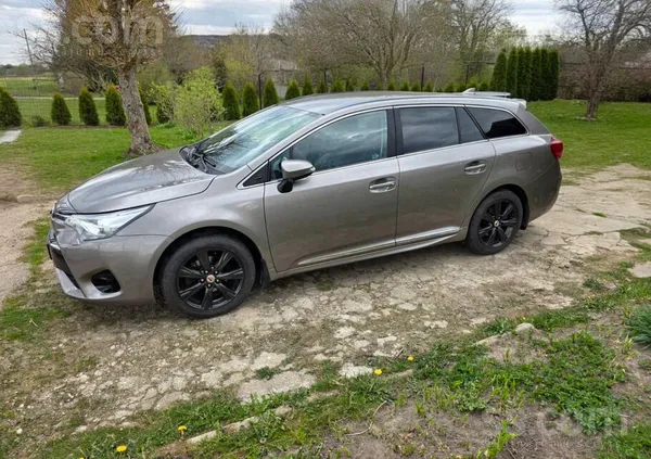 Toyota Pārdodu Avensis 2015g ražojums (pirkta Wess motors