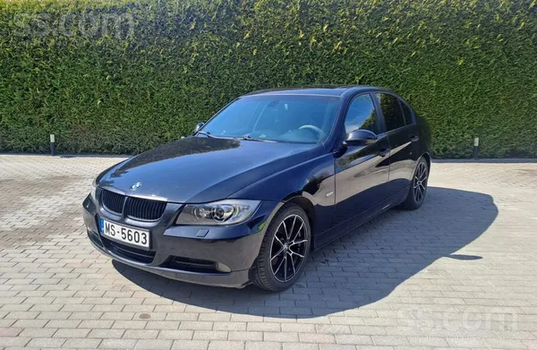 BMW Pārdodu koptu BMW E90 (2005.gada) ar 2.0 litru ben