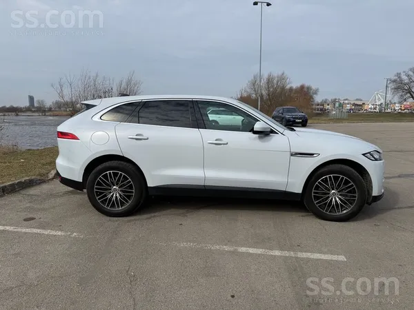 Jaguar Pārdodu savu Jaguar F-Pace 2.0D, Awd. Pirkts jauns