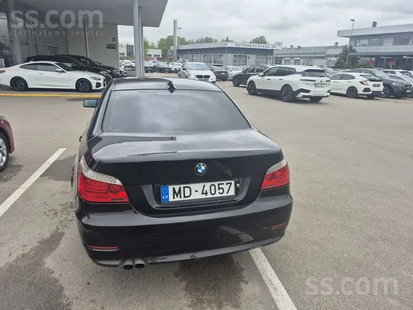 BMW Машина в нормальном состоянии сел и поехал 05.05 п