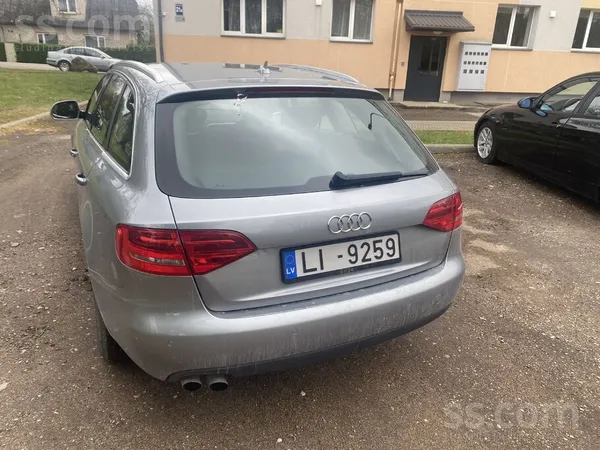 Audi Pārdod Audi A4 B8 universāli