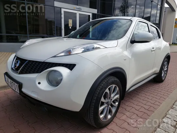 Nissan Juke 1, 6 benzīns 117zs, 5Mt, 2Wd. 

Jauda: 117zs (86kW)
Piedziņa: