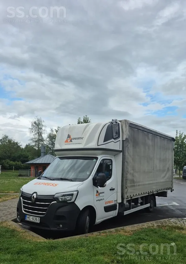Renault Master. 2021. gads. 
2.3 diesel (120 kw). 
Pilna masa 3500 kg, paš