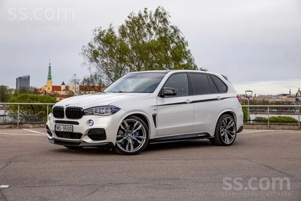 BMW BMW X5 M50d xDrive F15 Individual 2015 3.0d 63000 