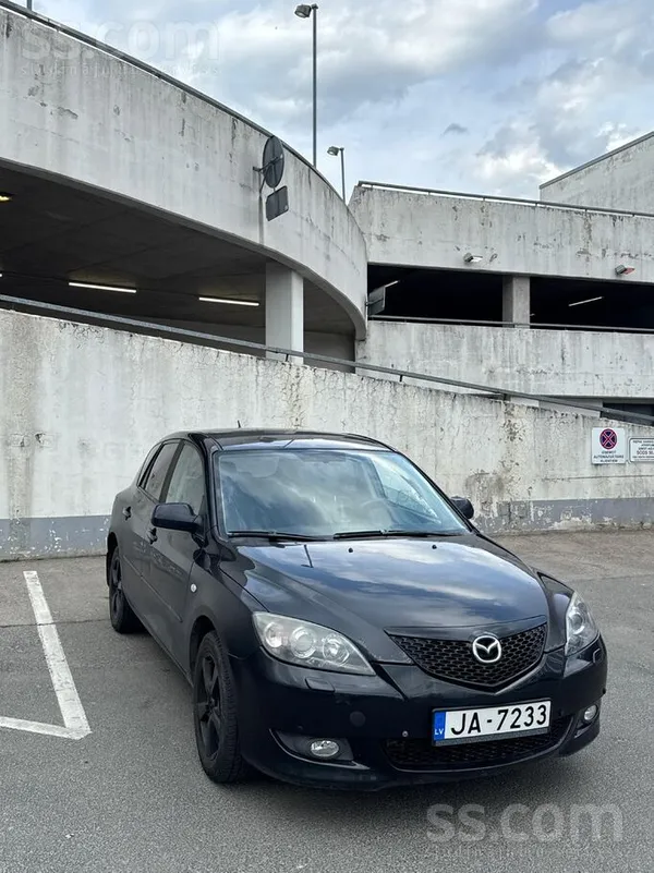 Mazda Машина в превосходном состоянии есть техосмотр мот