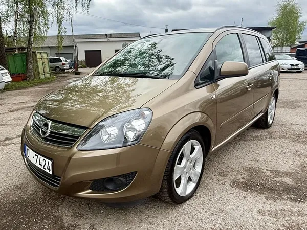 Opel Zafira 1.7 Cdti 81 kW (110 Zs)
Только из Германии. 
Заменен ремень гр