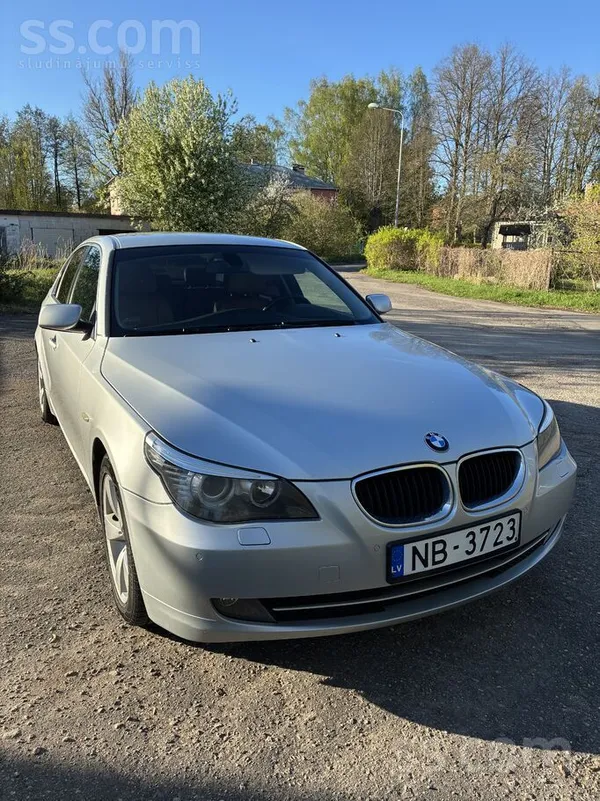 BMW Sakarā ar jauna auto iegādi, tiek pārdots labs un 