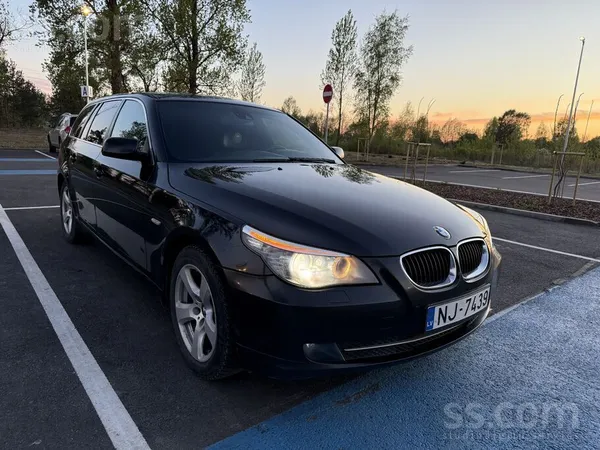 BMW Tiek pārdots elegants BMW 520d Touring (E61) autom