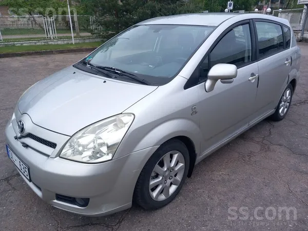 Продаётся Toyota Corolla Verso 2.0Tdi, 85 kWt в хорошем тех состоянии. Все и