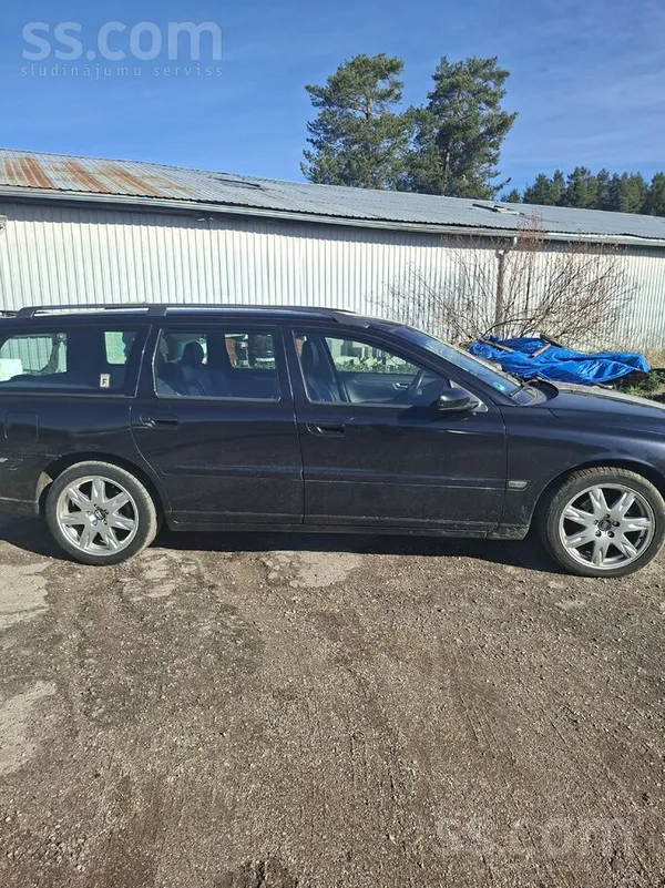Volvo No vacijas pats sava gaita. karba motors rusina la