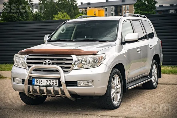 Toyota Pārdod Toyota Land Cruiser 4.5 dīzelis, 210 kw, au