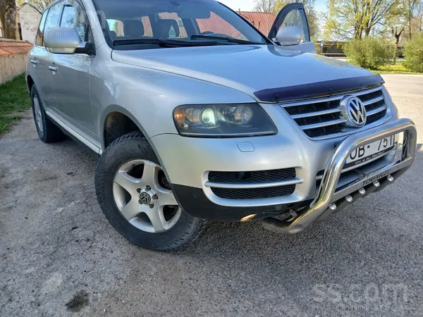 Volkswagen Pārdodu koptu un vizuāli pievilcīgu Volkswagen Tou