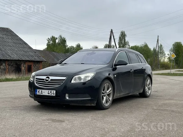 Opel Pārdodas auto par lētām naudām. Motors un kārba st