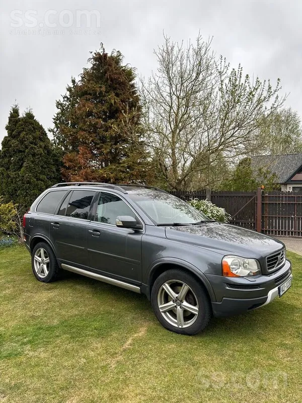 Volvo Tiek pārdots Volvo xc90 R design pakotnē auto brau