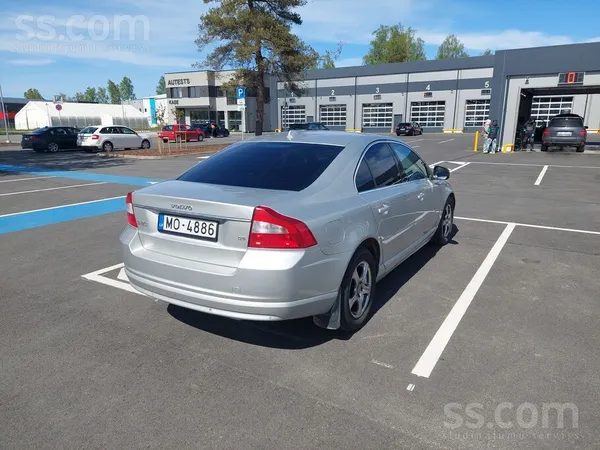 Volvo Pārdod Volvo S80 2008 gada 2.4 dīzelis 136kW labā 