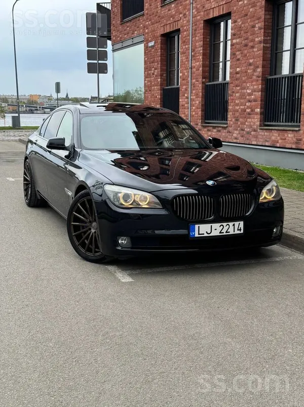 BMW Pārdodu BMW F, 180 kw.