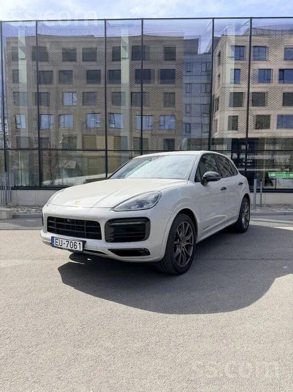 Porsche Cayenne 2022

Auto ar spēkā esošu Porsche Approved garantiju.