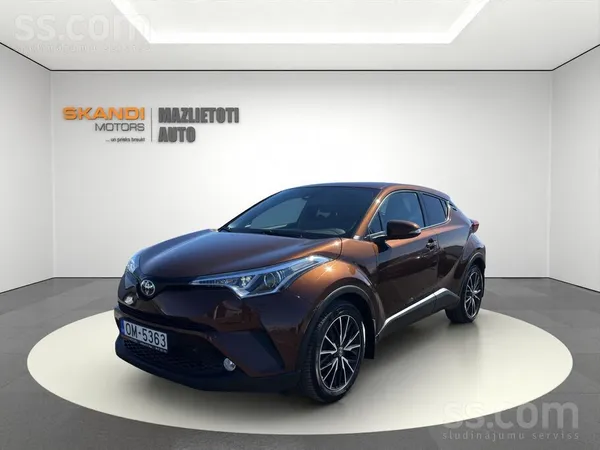 Toyota Chr ar 1.2 Benzīna dzinēju un Automātisko ātrumkārbu-116 Z/s. Vidējai
