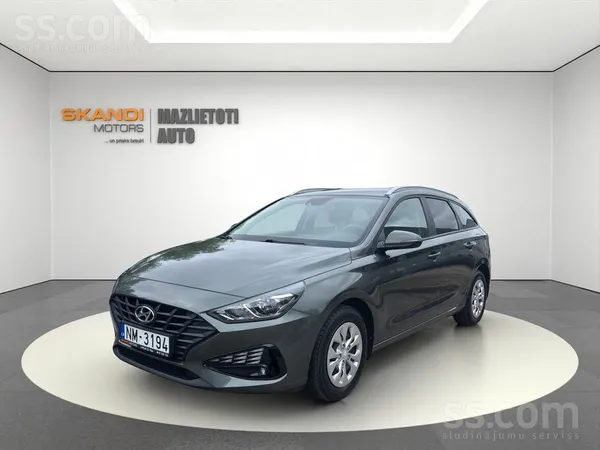 Hyundai I30, Fresh komplektācija ar 1.5 Benzīna dzinēju un Manuālo ātrumkārb