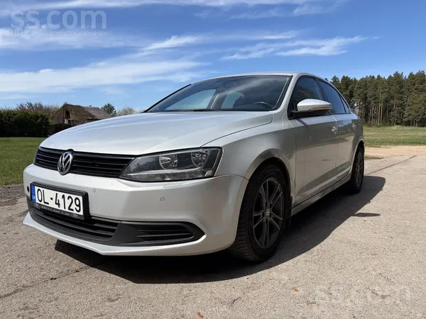 Ejošs auto svaiga TA. Vizualie defekti , dpf ciet. 
Mašina braucoša skate l
