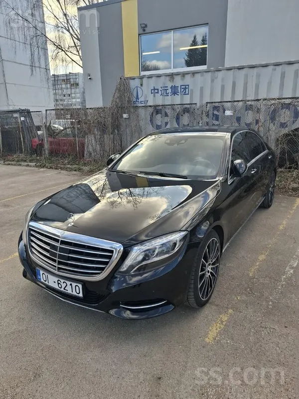 Pārdodu Mercedes-Benz S400 Hybrid Long versiju elegants, komfortabls un ekon