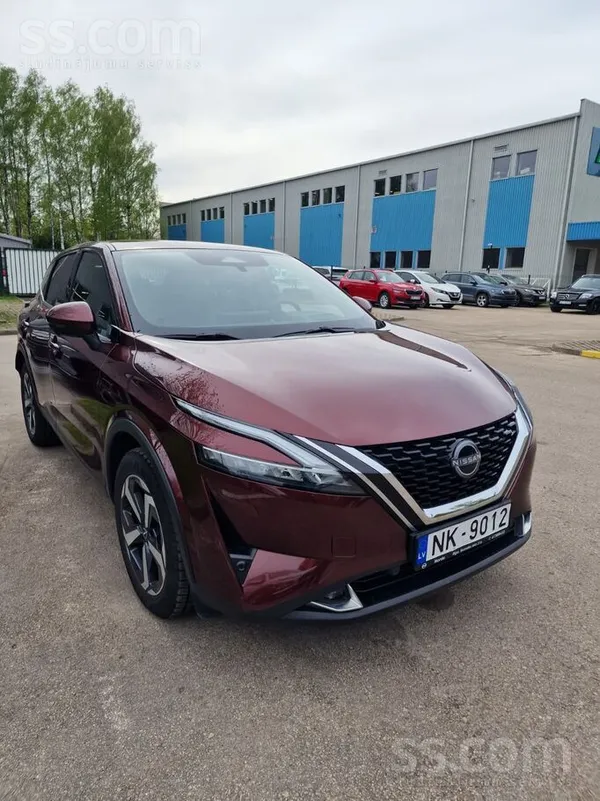 Nissan Qashqai 1.3 Mhev Tekna 2Wd Xtronic 158zs My22 automātisko ātrumkārbu.