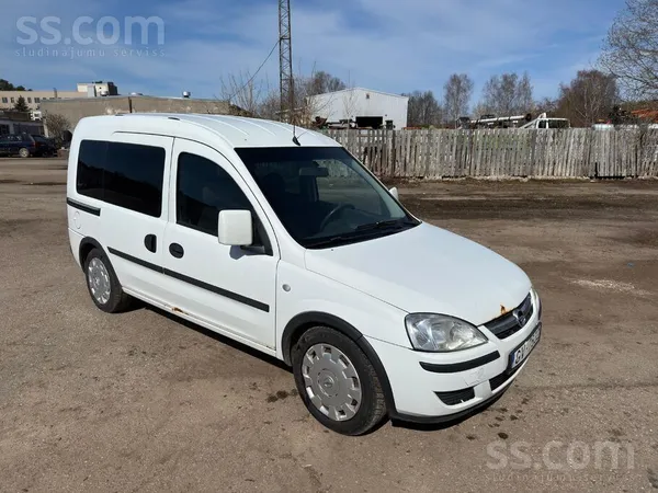 Pārdod Opel Combo.