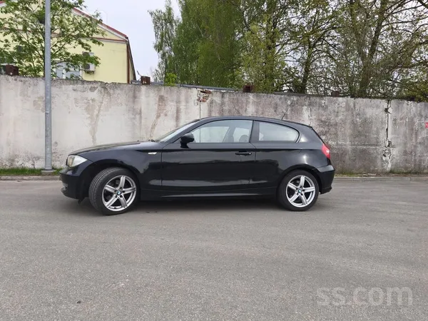 Pārdodu BMW E81, 2.0 dīzelis (130kw), tehniski un vizuāli labā stāvoklī. Ieg