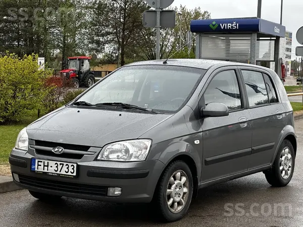 Авто в хорошем состоянии 
1.6 бензин 77кв , едет бодро 
Оригинальный пробе