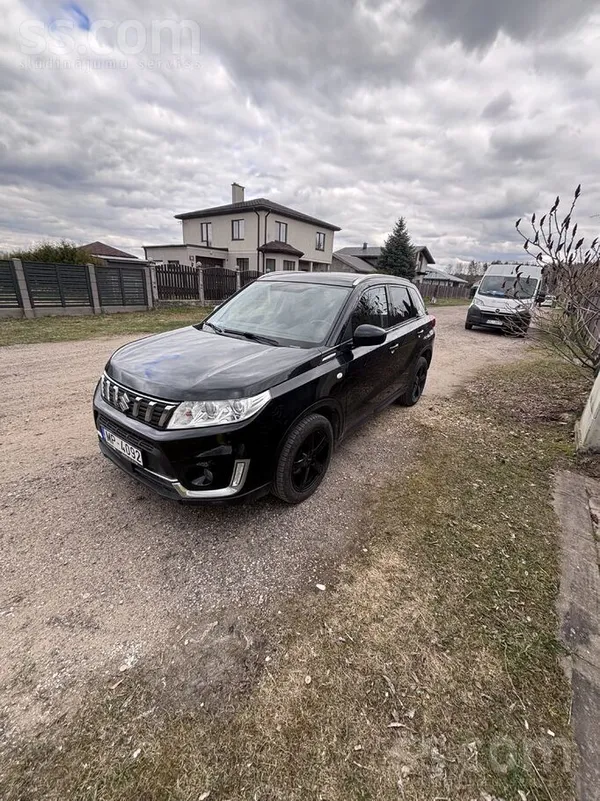 Suzuki Suzuki Vitara, jauns iegādāts "Anri Motors", teica
