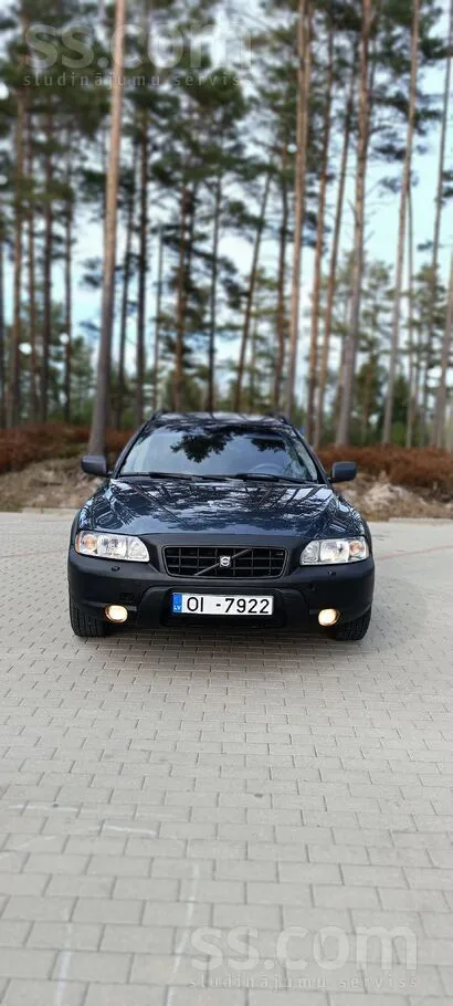 Pārdod Volvo xc70 2005. gada. Vecais labais 120 kw d5 motors. 4x4. Nesen izi