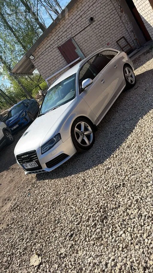 Audi Sakarā ar jauna auto iegādi tirgojas auto, diski u