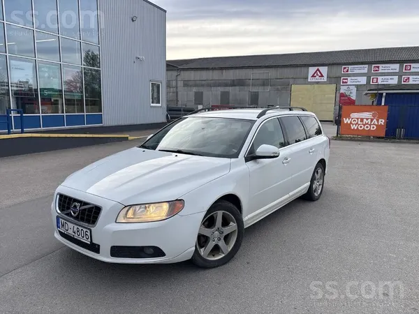 Volvo Pārdodu braucamu Volvo V70 2.0D ar tehnisko apskat