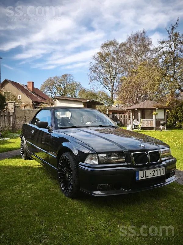 BMW Auto labā stavoklī. Pagājuša gadā pāršūts jumts. S