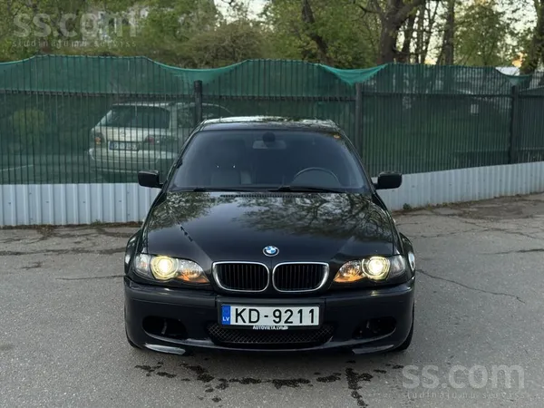 Tirgū pieejams bagātīgi nokomplektēts BMW e46 ar orģinālo M-Pack. 

Auto t