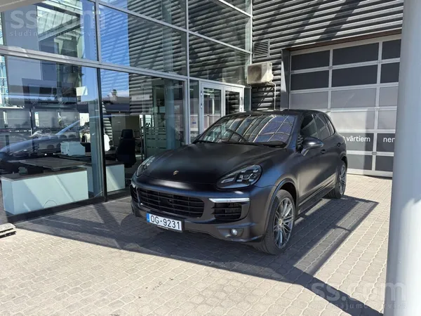 Pardodu Porsche Cayenne S Diesel ar pilnu komplektaciju , ideāla vizuala un