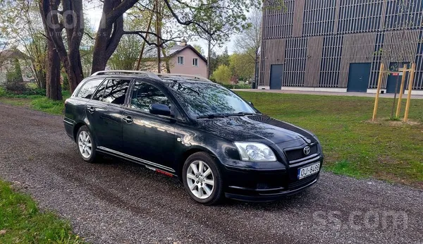 Toyota Toyota Avensis 2.2 D4D. Labākā komplektācija. Ādas