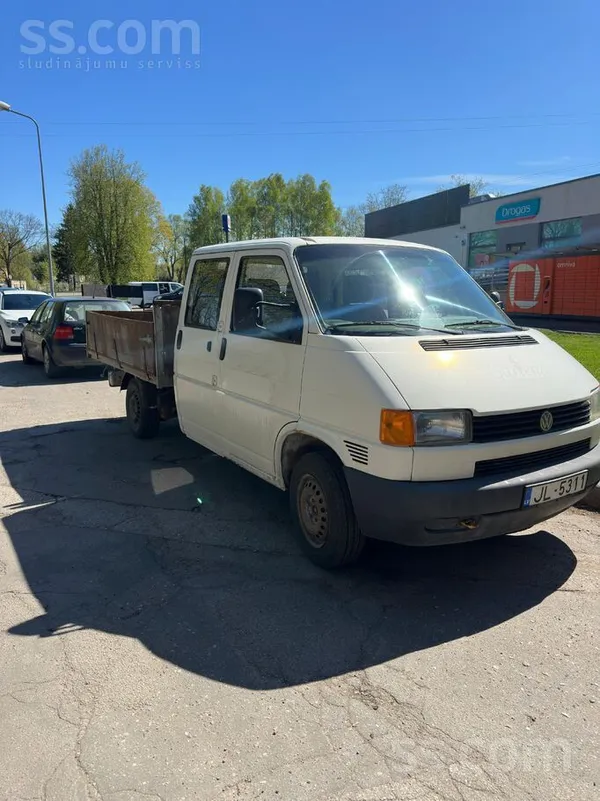 Pārdodu labu darba auto ar svaigu TA