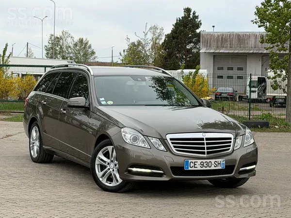 Mercedes-Benz E350 3.0d 4matic 190kw Tikko no saulainās Francijas Auto ka ja
