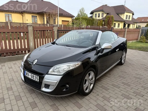 Renault Atvesta no Beļģijas. Renault Megane kabriolets ar