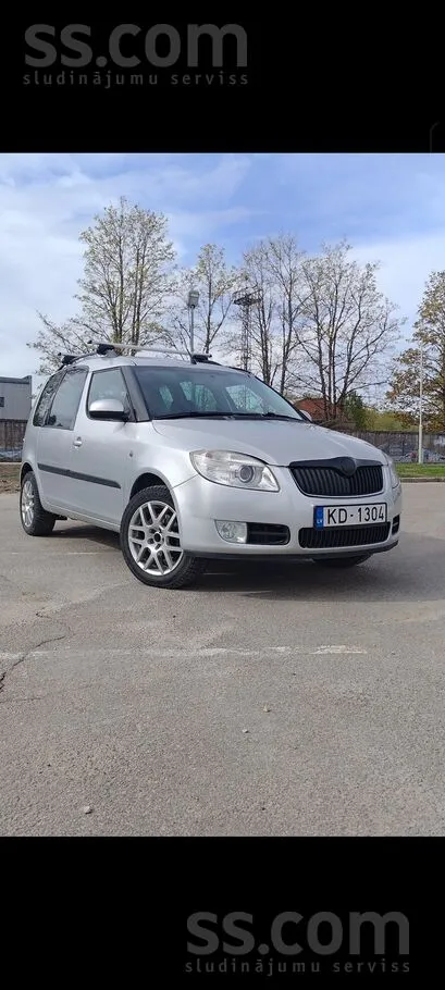 Pārdodu Škoda Romster 1.9 77kw motors. Darbam labs auto. Ir virspusēja rūsa