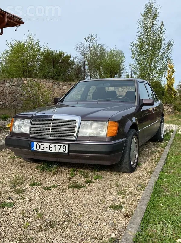 Pārdodu w124 sedanu lieliskā stāvokl. Auto 2024, g atvests no Vācijas. Seit