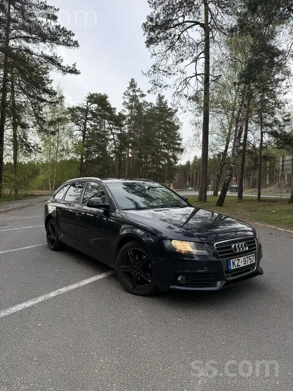 Audi Audi A4 2.0 105kw dīzelis automāts. Pirmā reģistrā