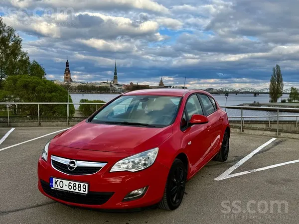 Opel Tiek pārdots Opel Astra labā stāvoklī, ar mazu nob