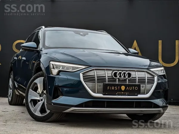 Audi E-tron 55 Quattro Advanced Hud Soft Close Matrix 408 z/s
No Vācijas, s