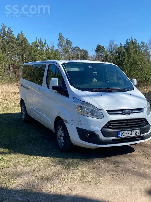 Pārdodu busiņu normālā stāvoklī ir vizuālie defekti kas braukšanu neietekmē